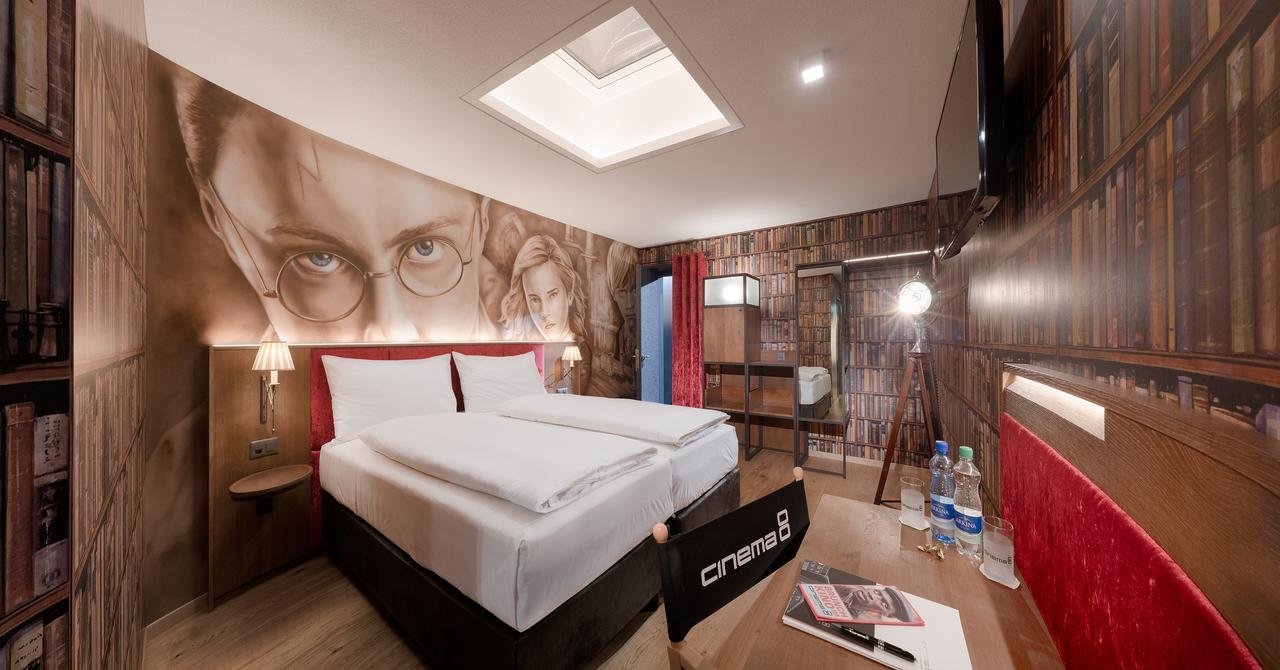 Hotel Cinema 8 Schoftland Luaran gambar